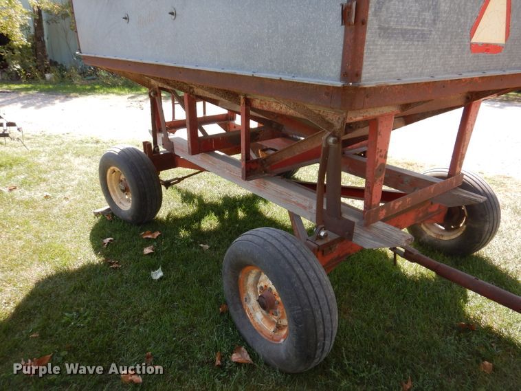 image for item KA9399 (2) Heider gravity wagons