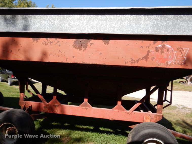 image for item KA9400 (2) Flow EZ 300 gravity wagons