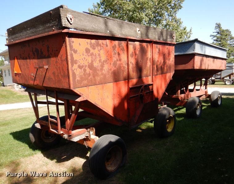 image for item KA9400 (2) Flow EZ 300 gravity wagons