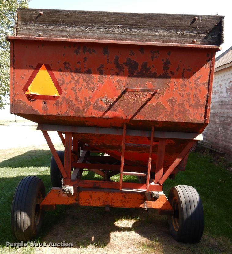 image for item KA9400 (2) Flow EZ 300 gravity wagons