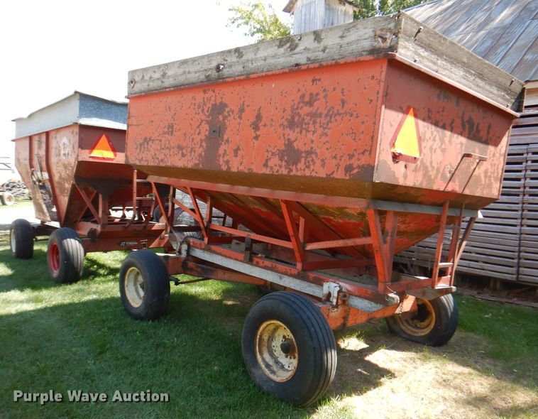 image for item KA9400 (2) Flow EZ 300 gravity wagons