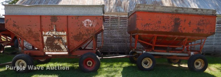 image for item KA9400 (2) Flow EZ 300 gravity wagons