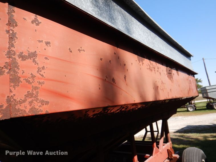 image for item KA9400 (2) Flow EZ 300 gravity wagons