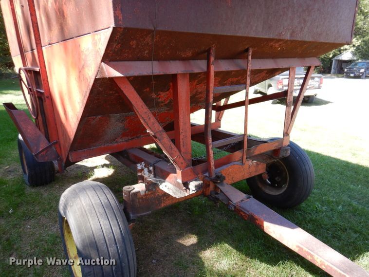 image for item KA9400 (2) Flow EZ 300 gravity wagons