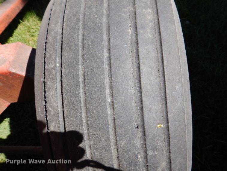 image for item KA9400 (2) Flow EZ 300 gravity wagons