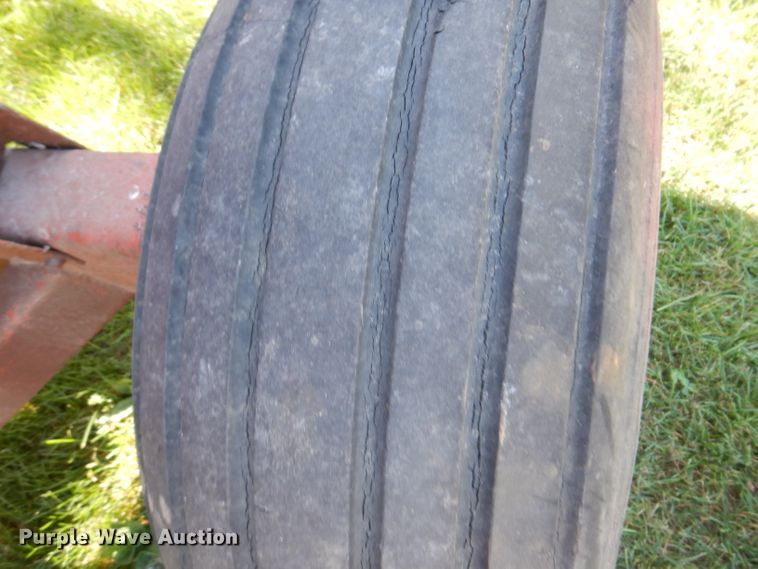 image for item KA9400 (2) Flow EZ 300 gravity wagons