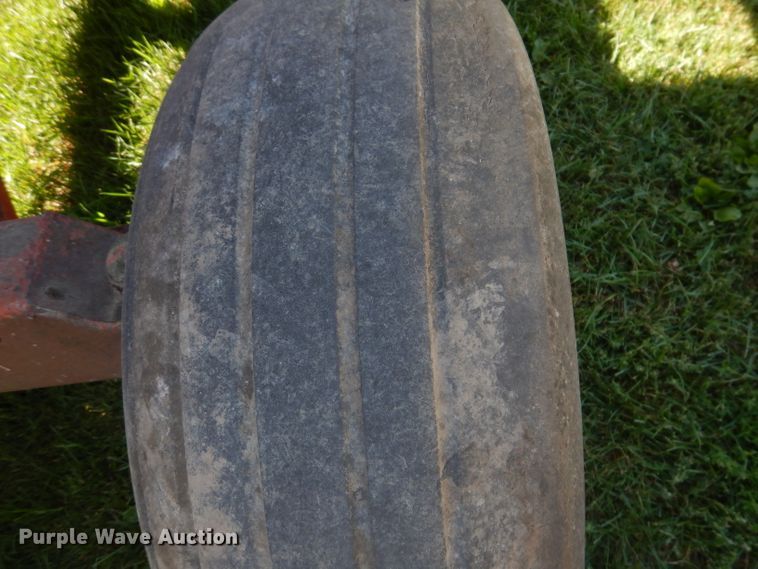 image for item KA9400 (2) Flow EZ 300 gravity wagons