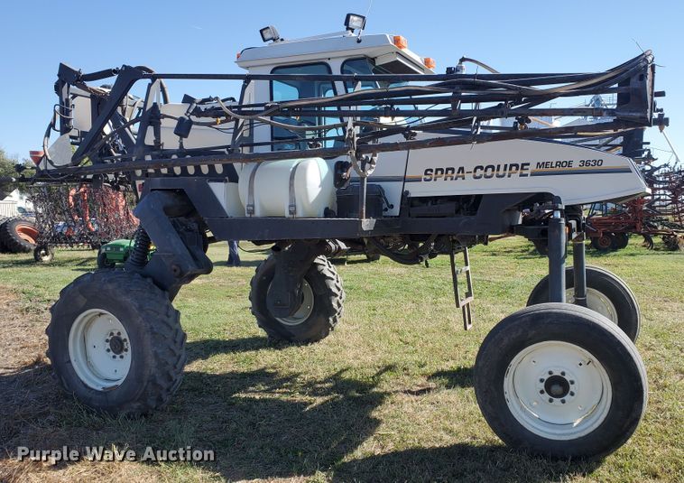 image for item KC9587 Melroe 3630 Spra-Coupe  sprayer
