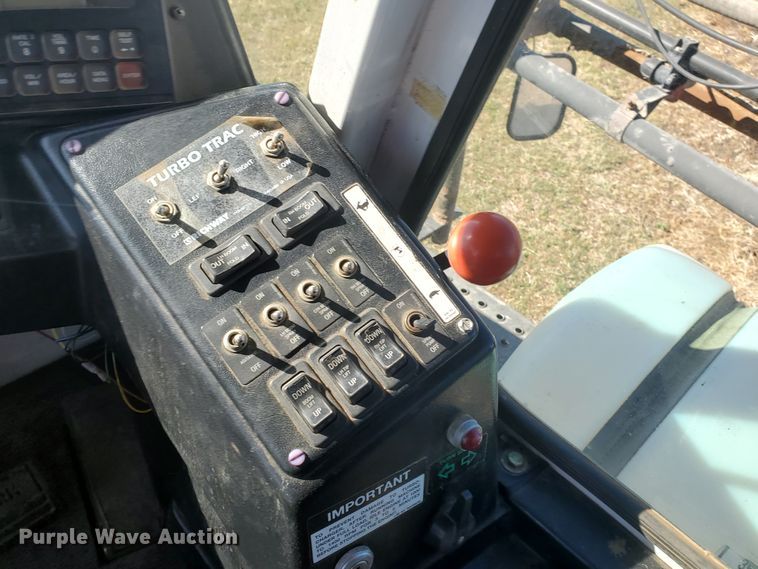 image for item KC9587 Melroe 3630 Spra-Coupe  sprayer