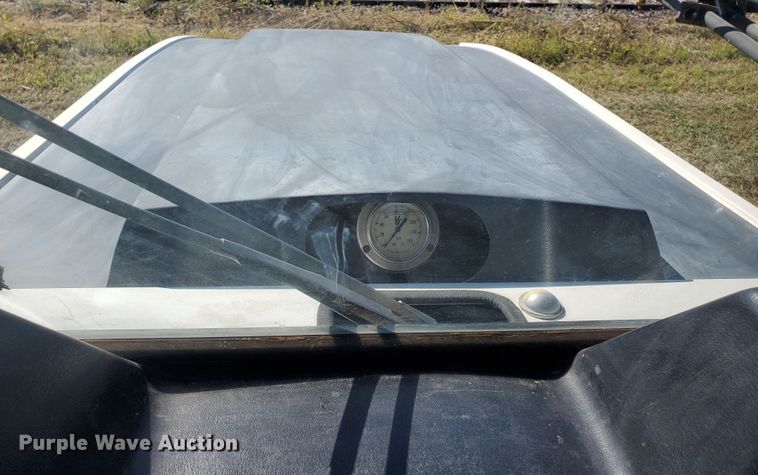 image for item KC9587 Melroe 3630 Spra-Coupe  sprayer