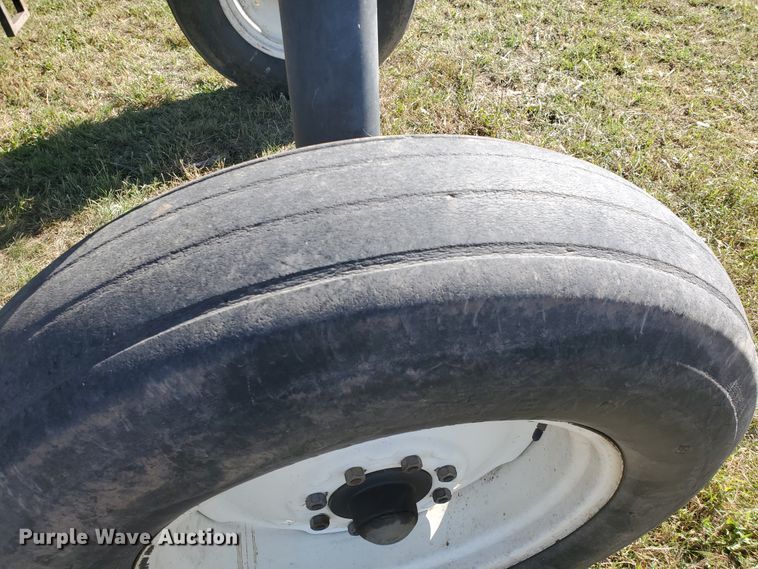 image for item KC9587 Melroe 3630 Spra-Coupe  sprayer