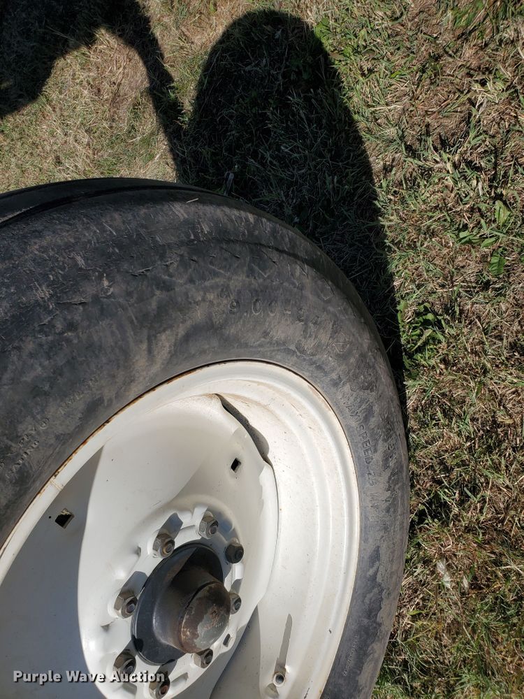 image for item KC9587 Melroe 3630 Spra-Coupe  sprayer