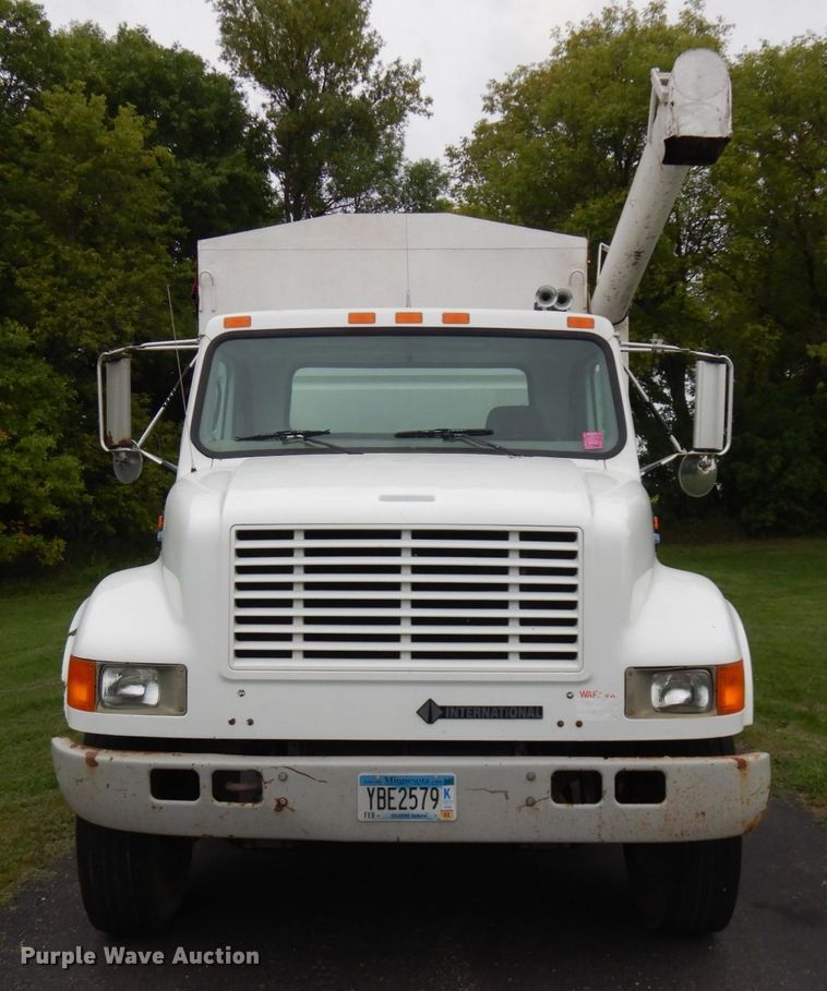 image for item KK9038 1997 International 4900  grain truck
