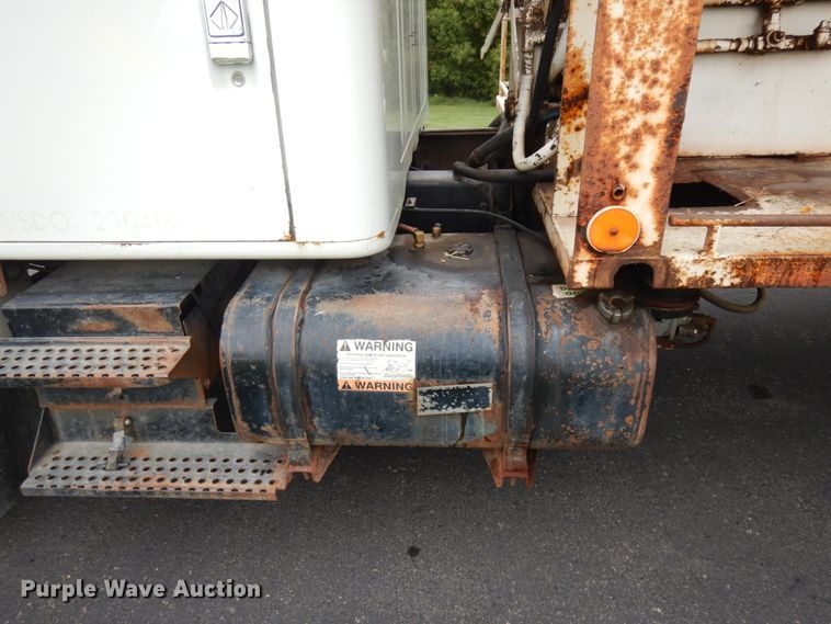 image for item KK9038 1997 International 4900  grain truck