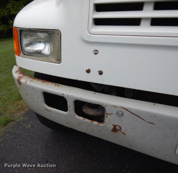 image for item KK9038 1997 International 4900  grain truck