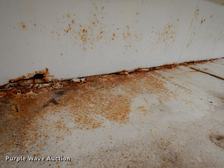 image for item KK9038 1997 International 4900  grain truck