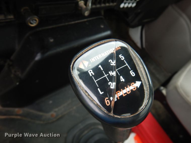 image for item KK9038 1997 International 4900  grain truck