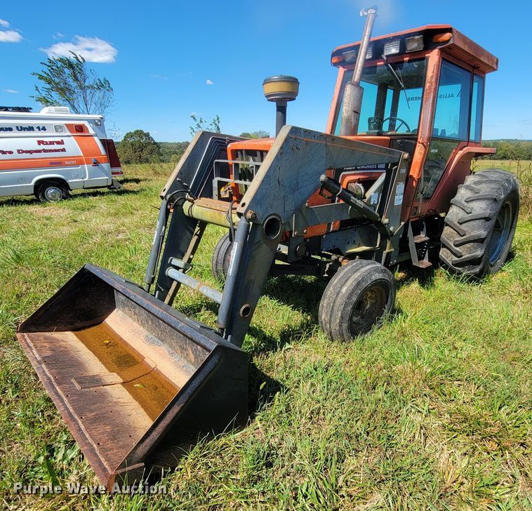 image for item KQ9248 Allis Chalmers 6060  tractor