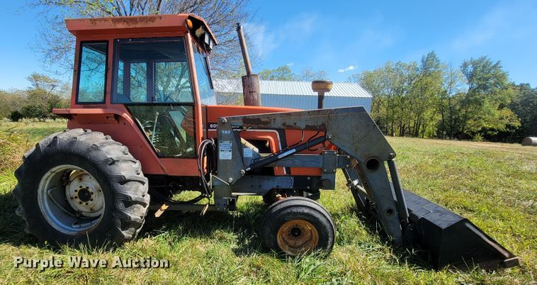 image for item KQ9248 Allis Chalmers 6060  tractor