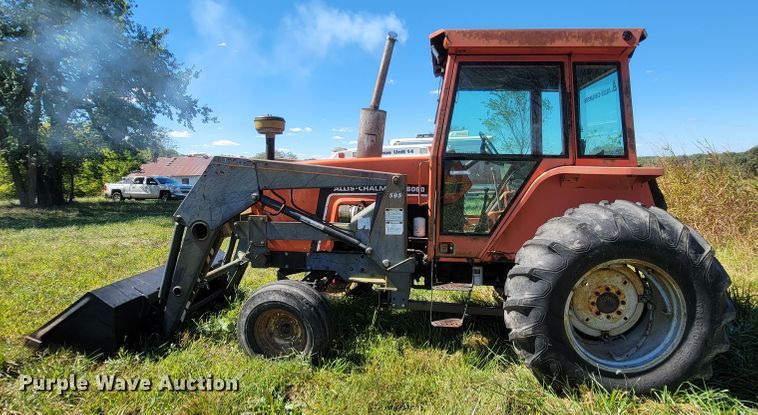 image for item KQ9248 Allis Chalmers 6060  tractor
