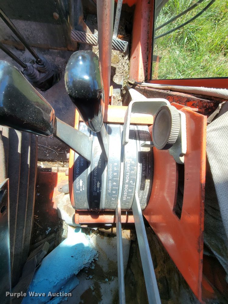 image for item KQ9248 Allis Chalmers 6060  tractor