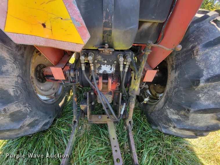 image for item KQ9248 Allis Chalmers 6060  tractor