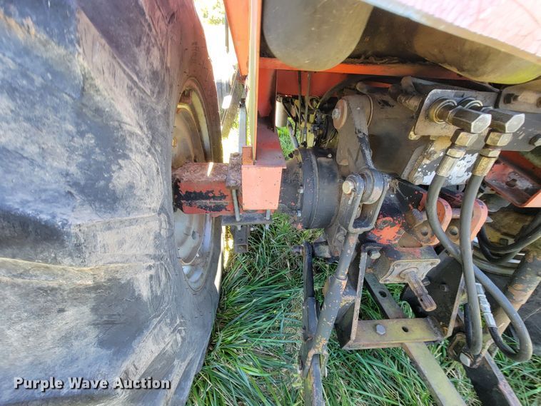 image for item KQ9248 Allis Chalmers 6060  tractor