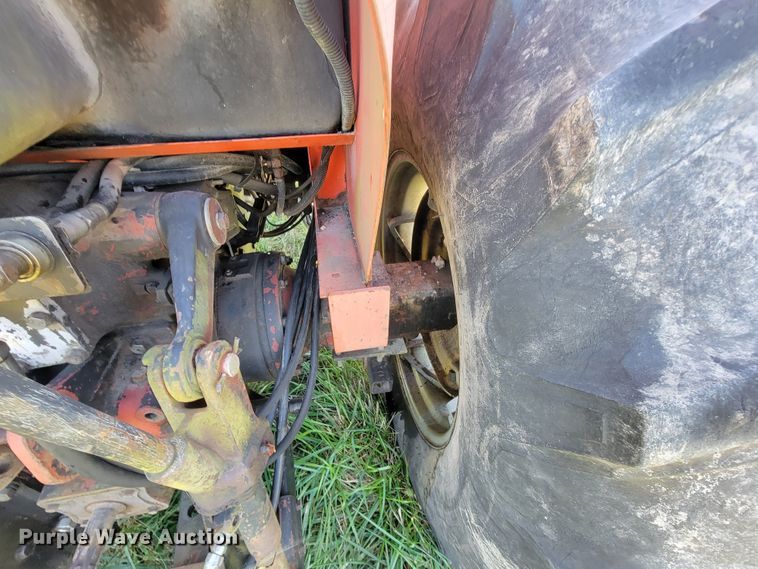 image for item KQ9248 Allis Chalmers 6060  tractor