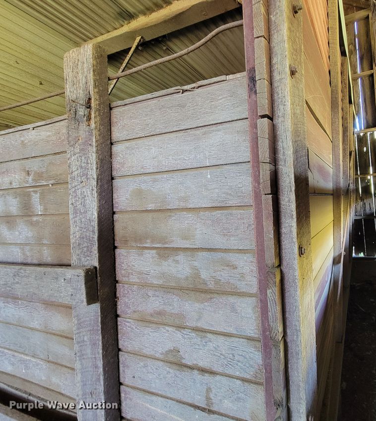 image for item KQ9257 (3) silage wagons