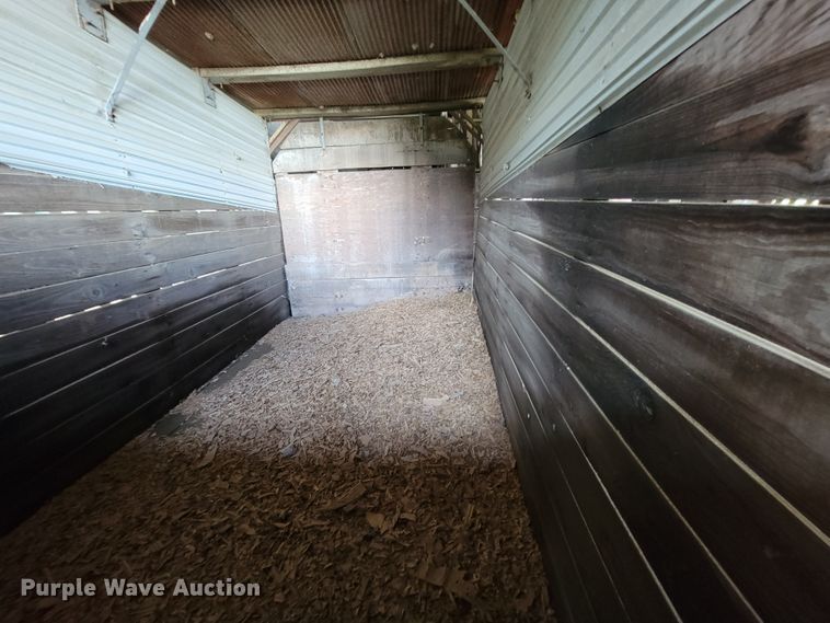 image for item KQ9257 (3) silage wagons