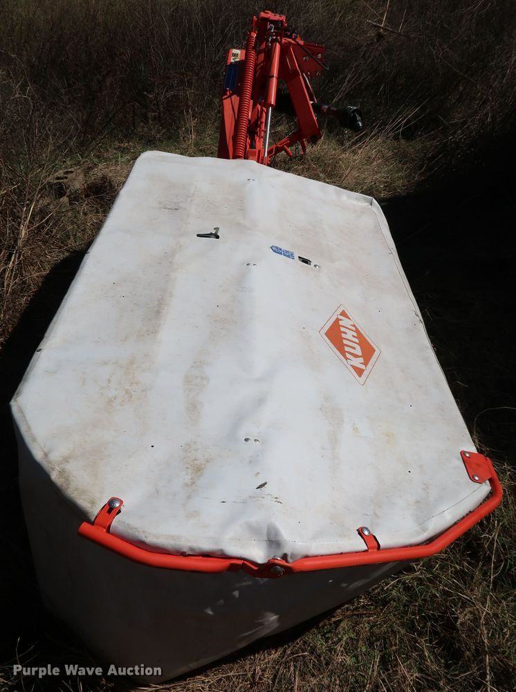 image for item KQ9710 2020 Kuhn GMD280HD  disc mower