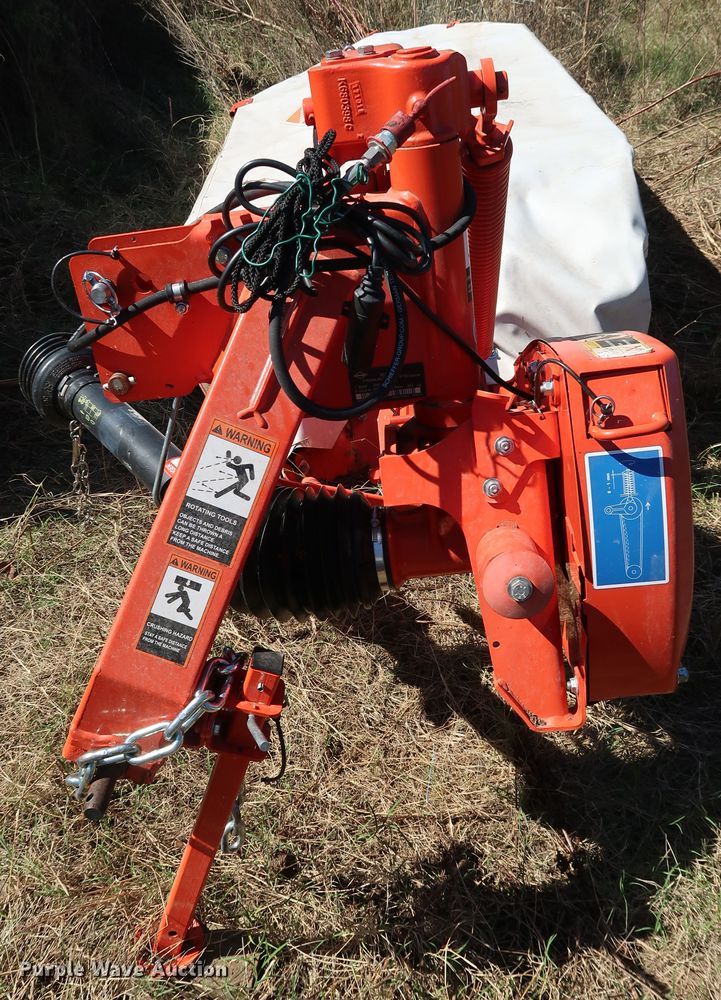 image for item KQ9710 2020 Kuhn GMD280HD  disc mower