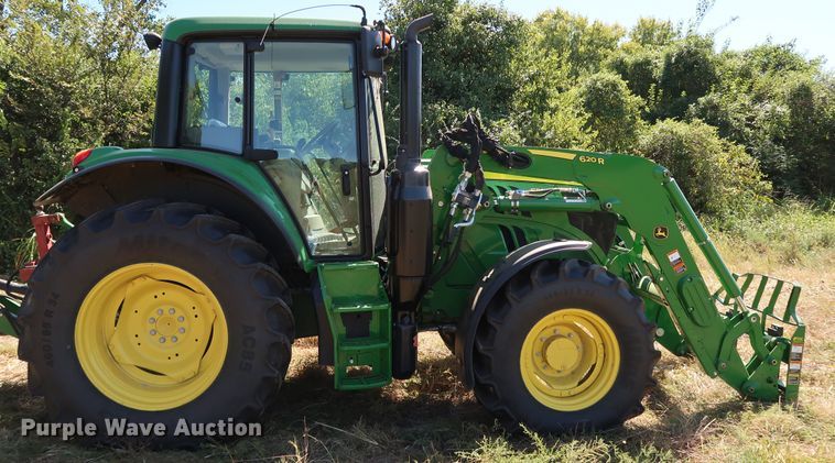 image for item KQ9711 2019 John Deere 6110M  MFWD tractor