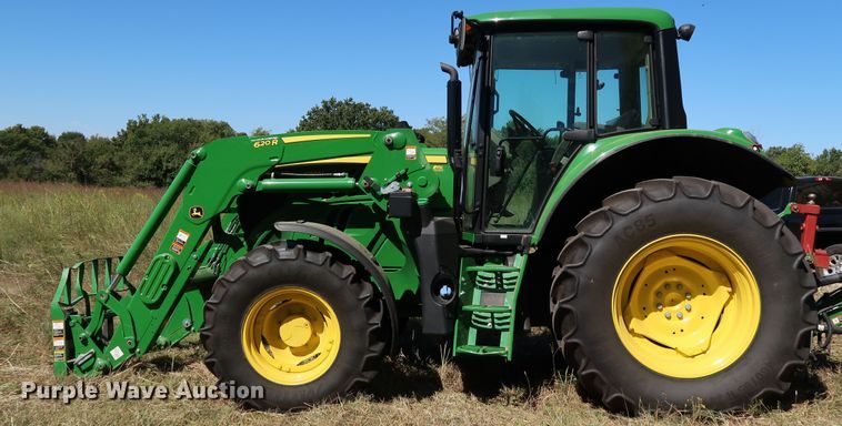 image for item KQ9711 2019 John Deere 6110M  MFWD tractor