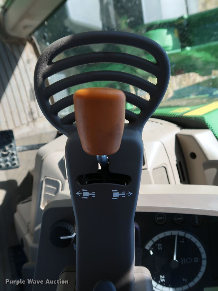 image for item KQ9711 2019 John Deere 6110M  MFWD tractor