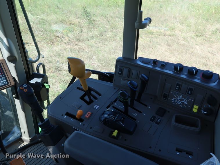 image for item KQ9711 2019 John Deere 6110M  MFWD tractor