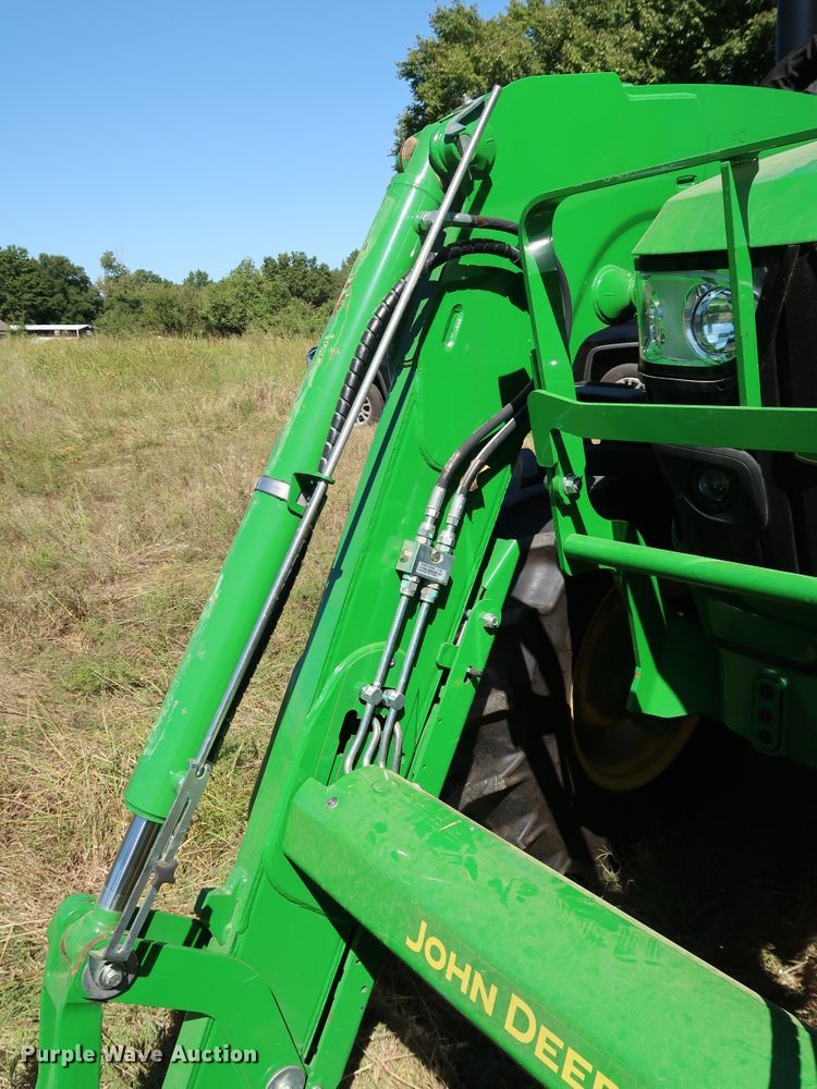 image for item KQ9711 2019 John Deere 6110M  MFWD tractor