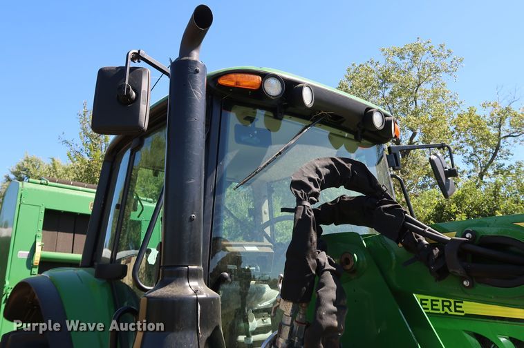 image for item KQ9711 2019 John Deere 6110M  MFWD tractor