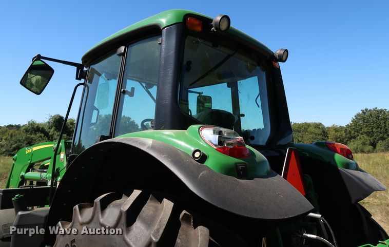 image for item KQ9711 2019 John Deere 6110M  MFWD tractor