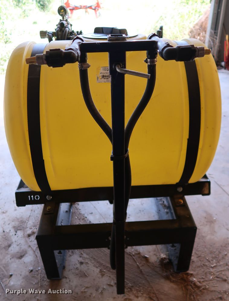 image for item KQ9713 2020 Ag Spray 110-3PT  sprayer