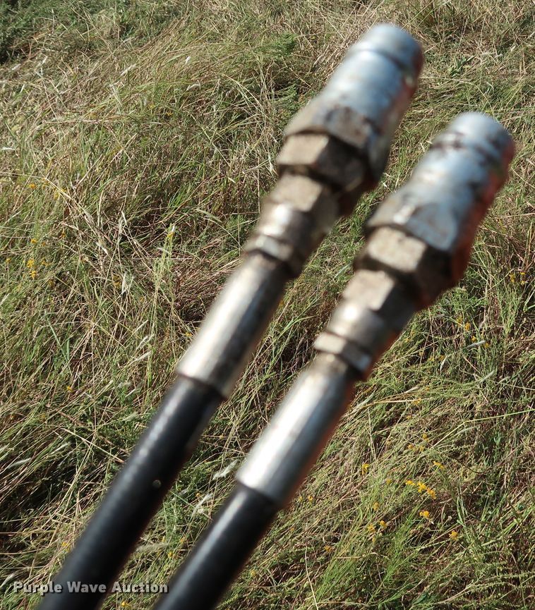 image for item KQ9714 2020 Kuhn SpeedRake SR110GII  hay rake