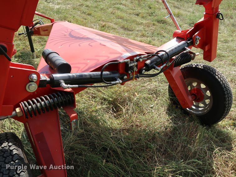 image for item KQ9714 2020 Kuhn SpeedRake SR110GII  hay rake