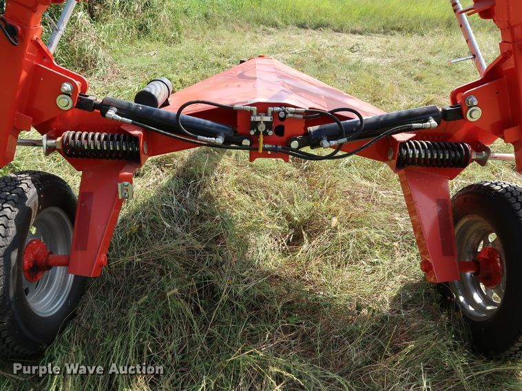 image for item KQ9714 2020 Kuhn SpeedRake SR110GII  hay rake