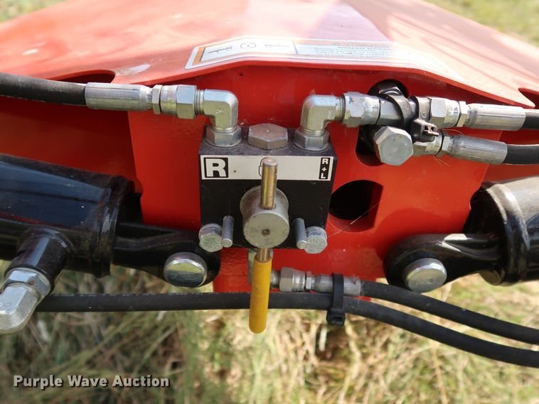 image for item KQ9714 2020 Kuhn SpeedRake SR110GII  hay rake