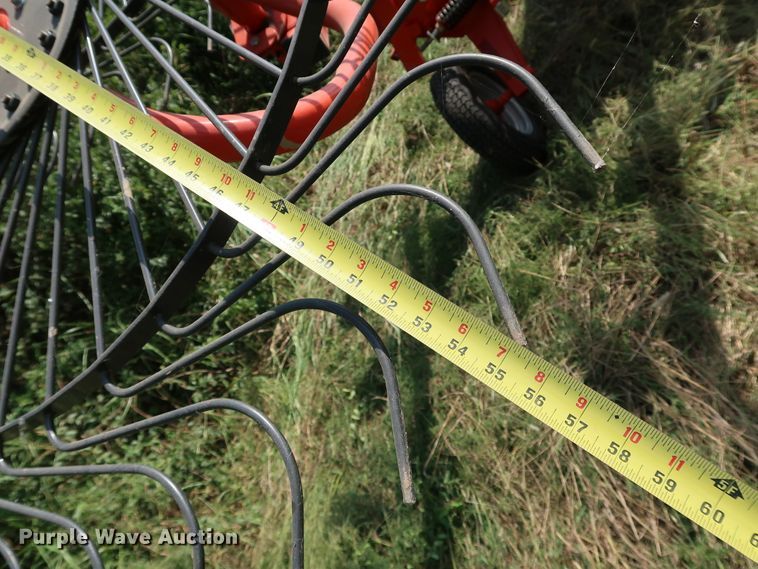 image for item KQ9714 2020 Kuhn SpeedRake SR110GII  hay rake