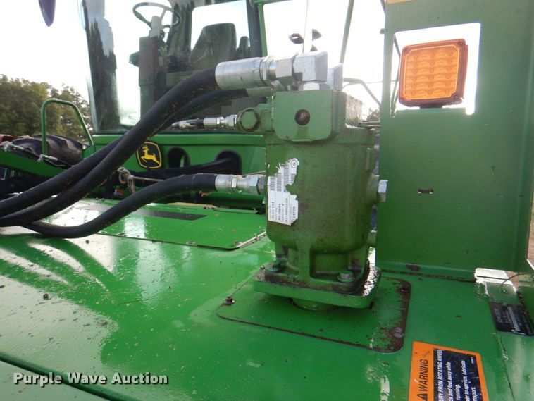 image for item KX9343 2013 John Deere R450  windrower