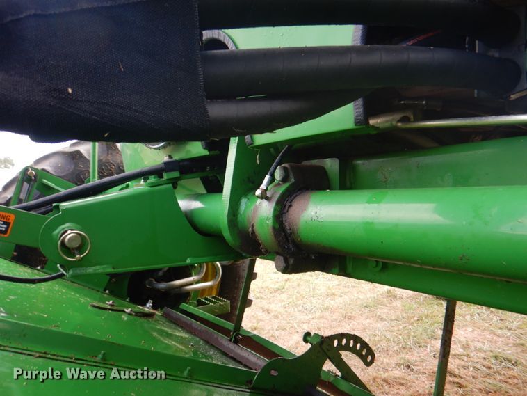image for item KX9343 2013 John Deere R450  windrower