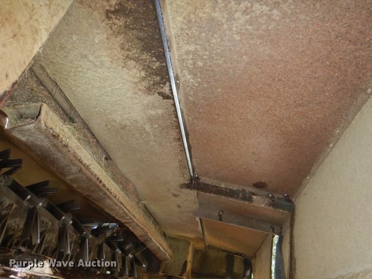 image for item KX9343 2013 John Deere R450  windrower