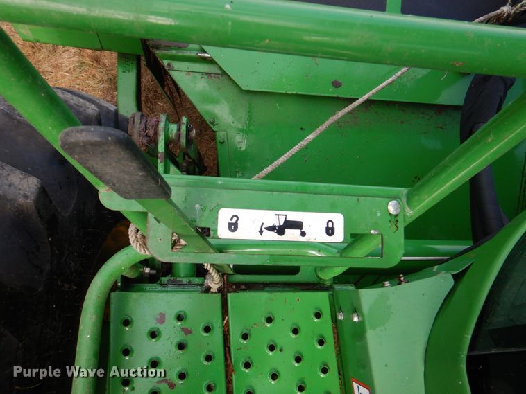 image for item KX9343 2013 John Deere R450  windrower