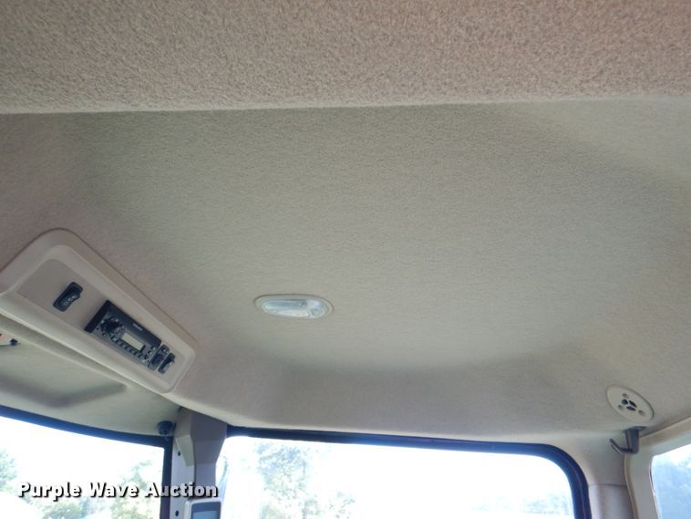 image for item KX9343 2013 John Deere R450  windrower